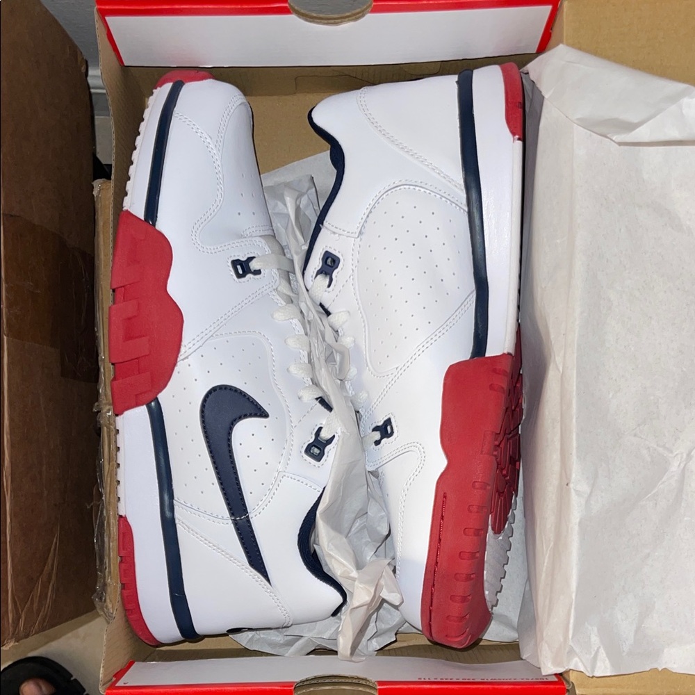 Nike Men's Cross Trainer Low Training
Sneakers from Finish Line Gym RedObsidian - Picture 3 of 10